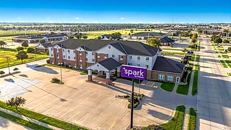 Spark by Hilton Grand Island