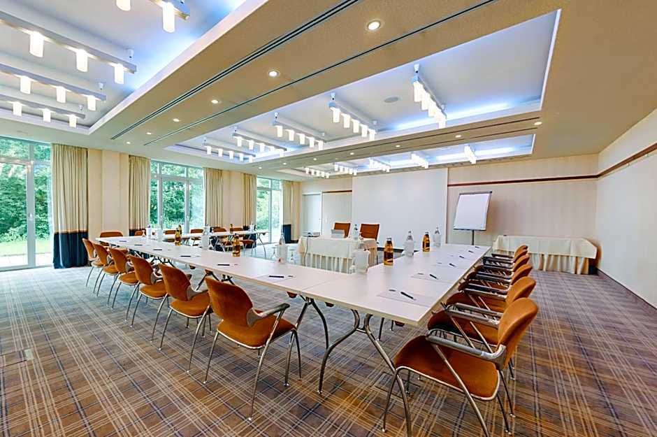 Welcome Hotel Meschede Hennesee