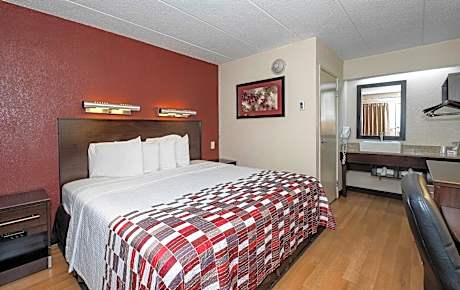 Deluxe King Room Disability Access Smoke Free