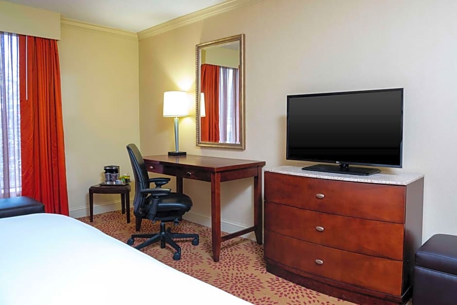 DoubleTree By Hilton Hotel Grand Rapids Airport