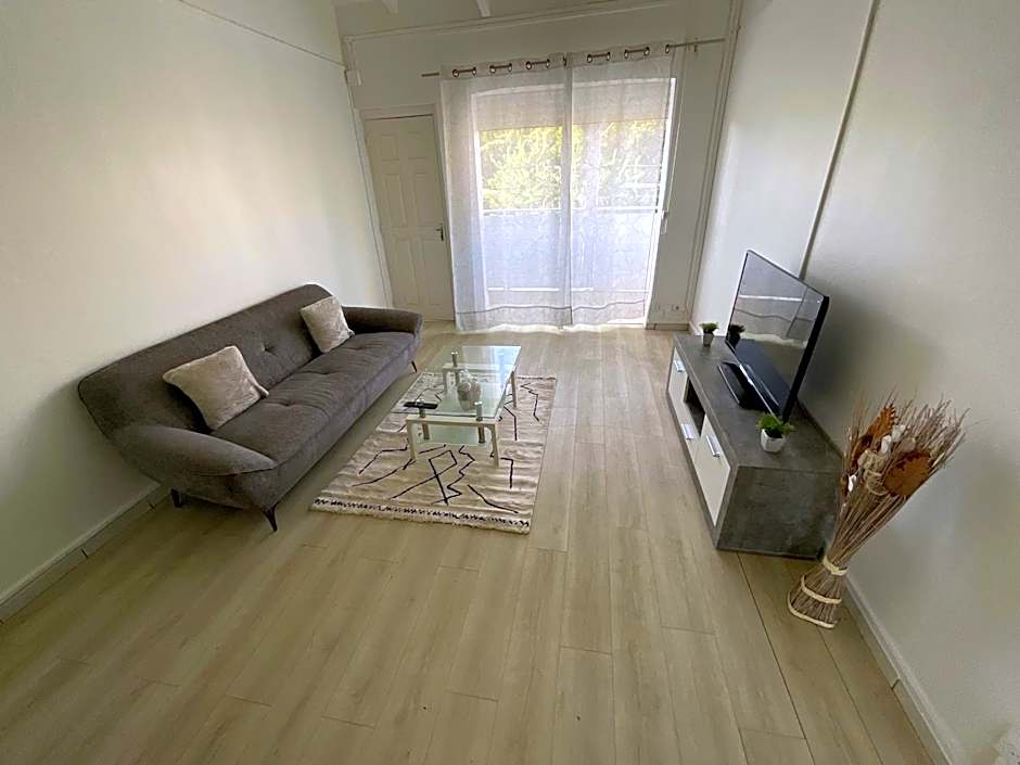 Location Les Flamboyants