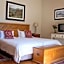 Oak Tree Lodge