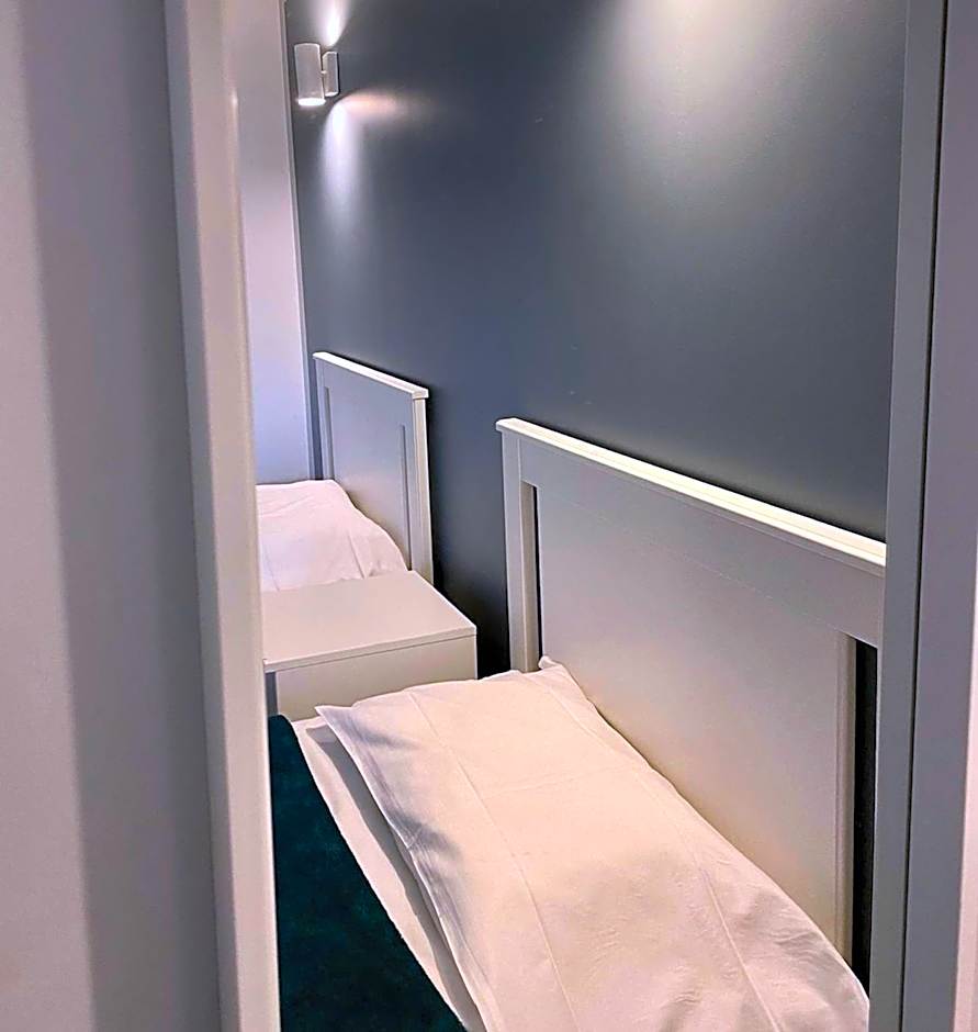 Aix Hotel