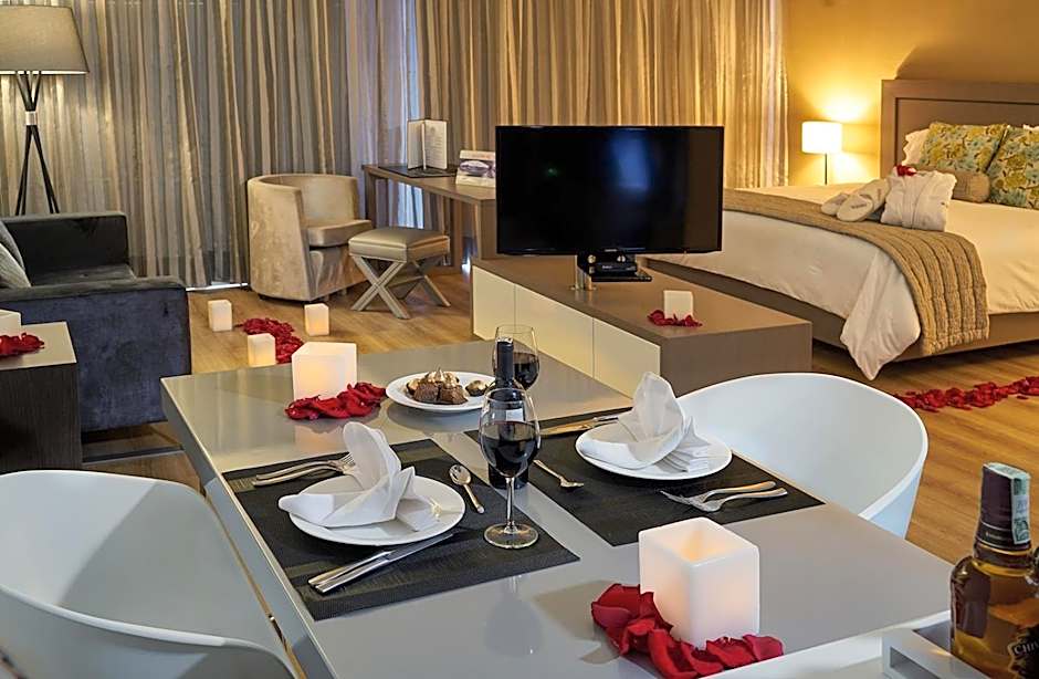 Hotel Bluedoors 100 Luxury Suites by Preferred