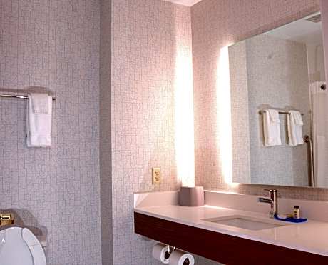 1King Bed 2Queen Beds Two Bedroom Suite