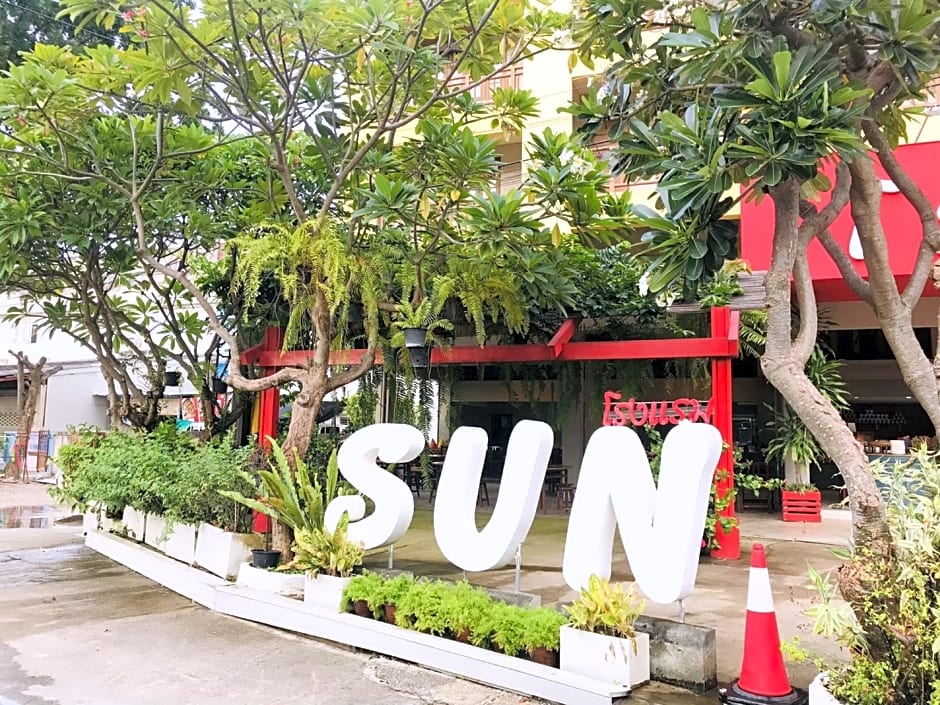 Sun Hotel
