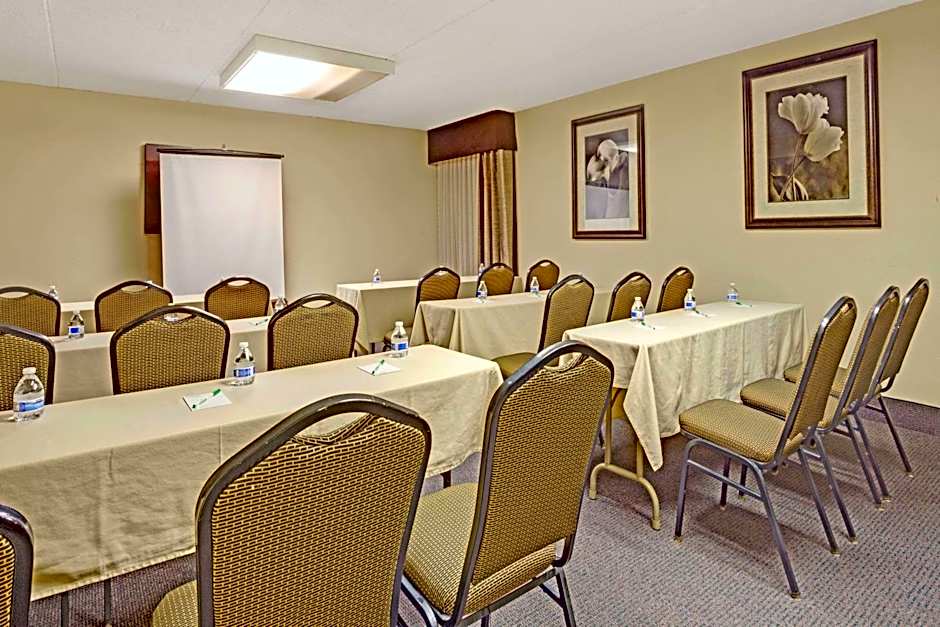 Wyndham Garden Charlotte Airport Southeast