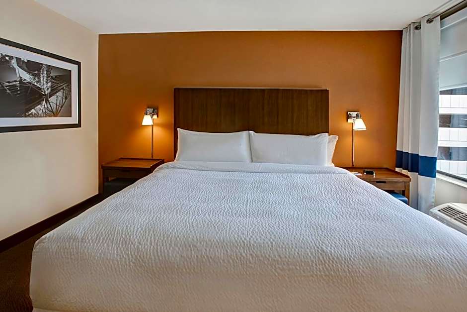 Four Points by Sheraton Peoria