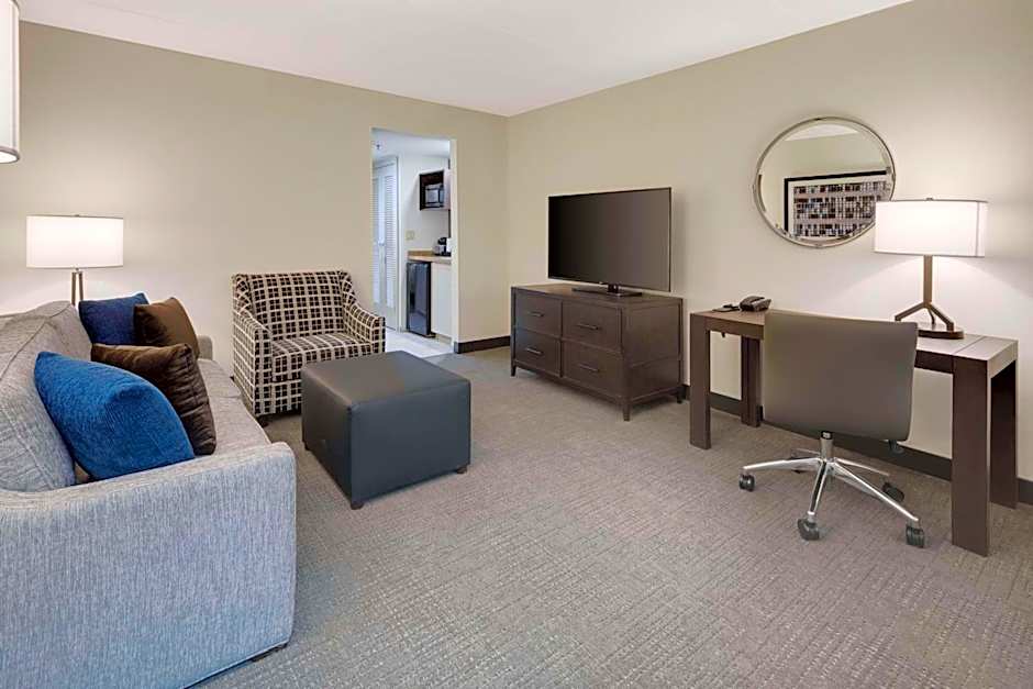 Embassy Suites By Hilton Hotel Detroit - North / Troy - Auburn Hills