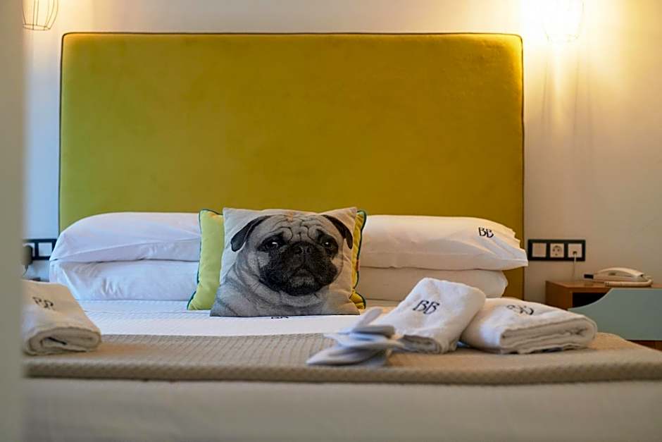 Blue Bottle Boutique Hotel