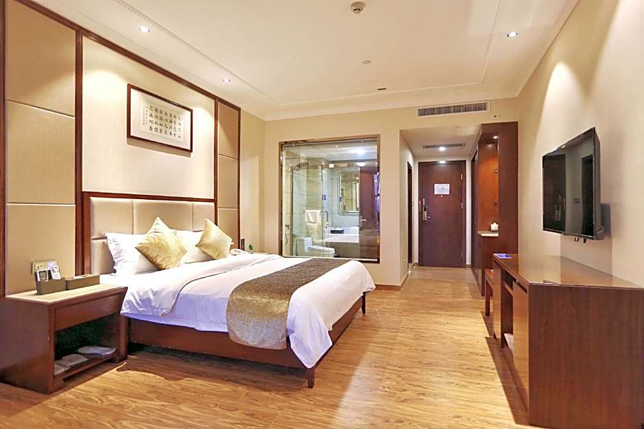 Zhonglian Harbor Hotel