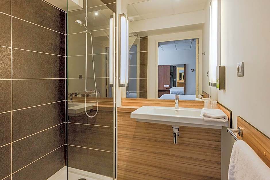 Timhotel Chartres Cathedrale