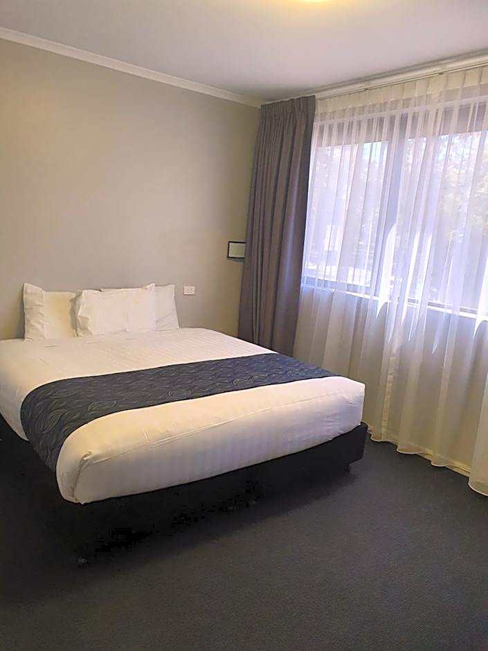 Capital Executive Apartment Hotel