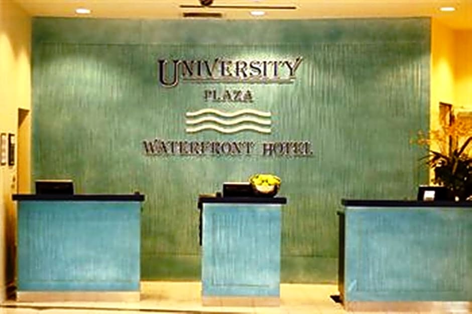 University Plaza Waterfront Hotel