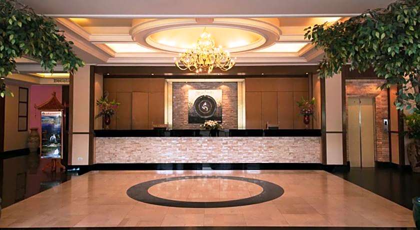 Chakungrao Riverview Hotel