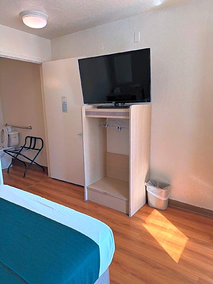 Motel 6 Stanton, CA - Anaheim West