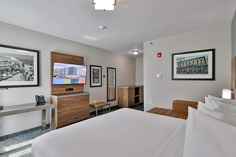 The Penn Stroud, Stroudsburg - Poconos, Ascend Hotel Collection