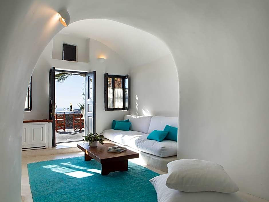 Perivolas Hotel