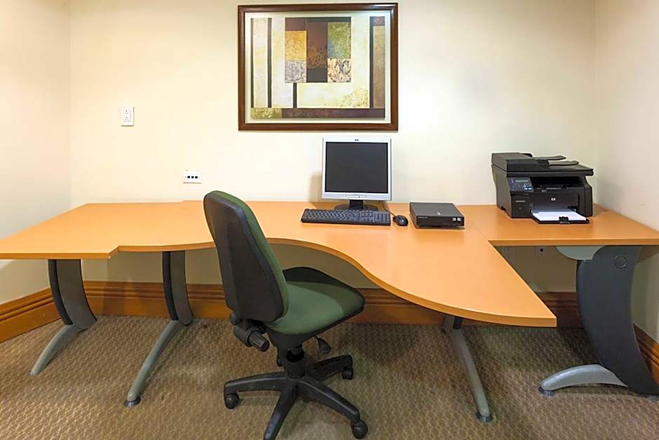 Best Western Plus Nuevo Laredo Inn & Suites