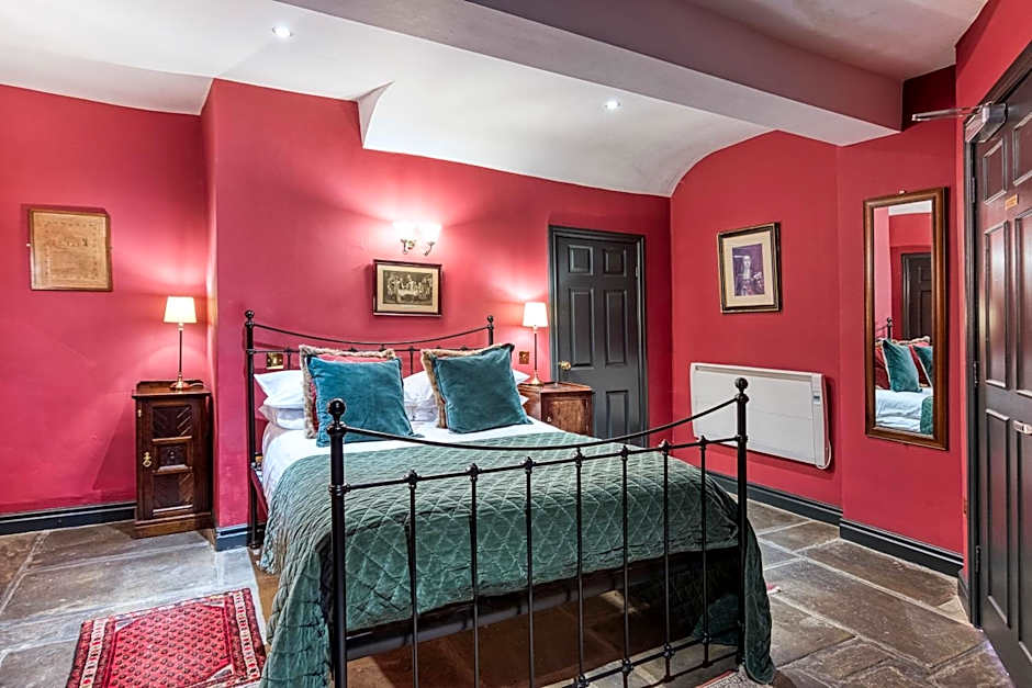 Photo 1 of 4 of Double Room with Garden View
