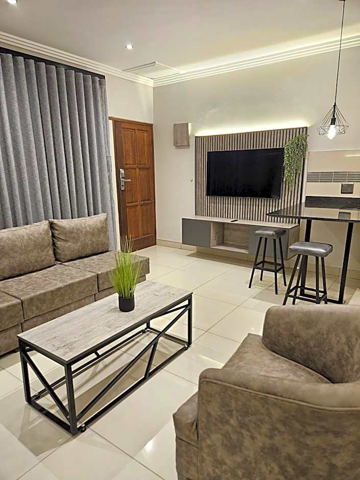 The Cycad Lodge & Chalets