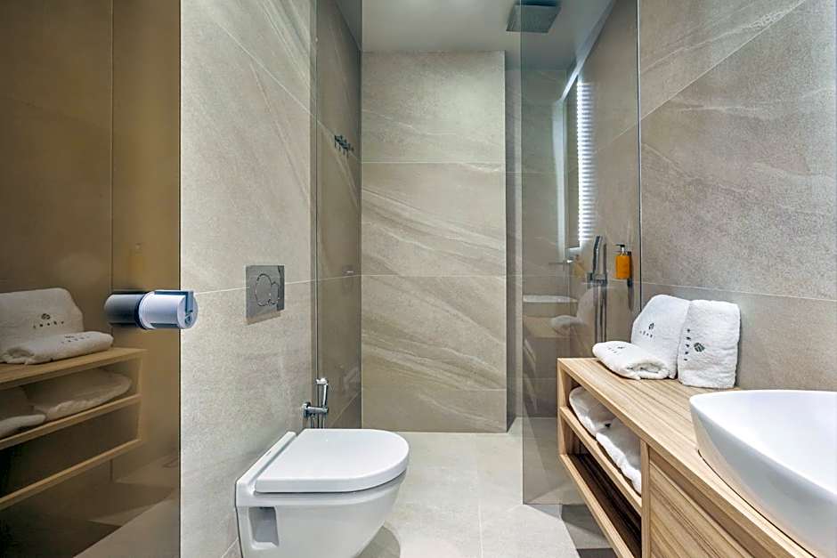 Pefki Deluxe Residences