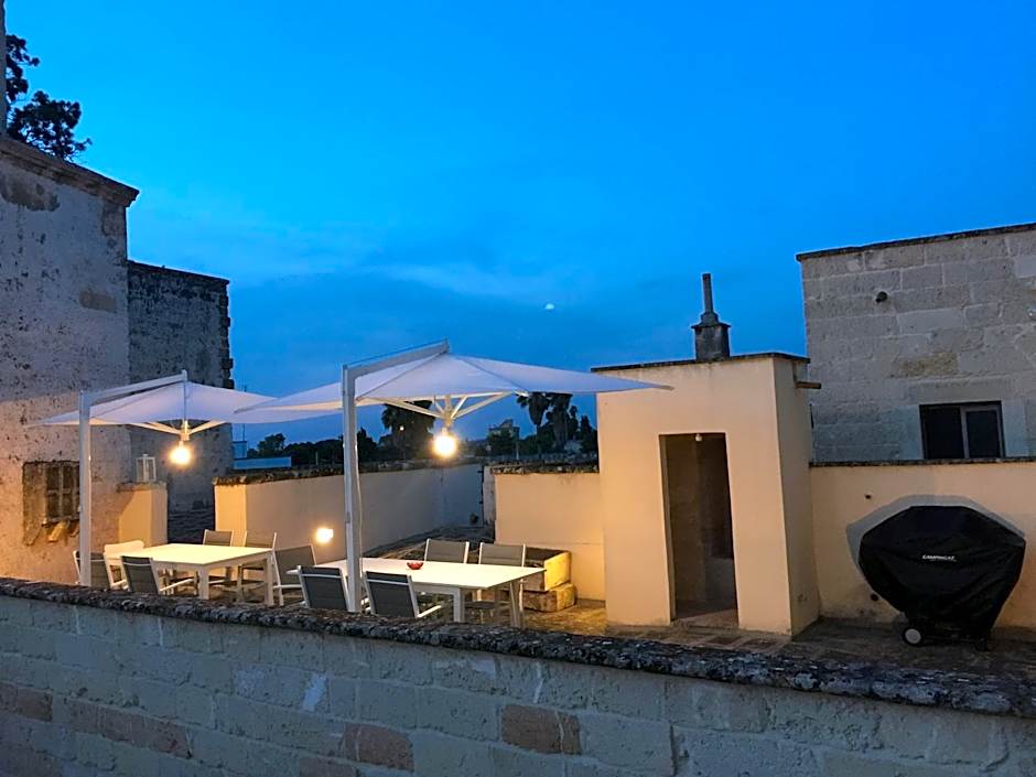 Palazzo de Carlo e il parco dei 7 pozzi