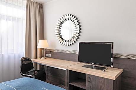 Standard Room with Two Single Beds
