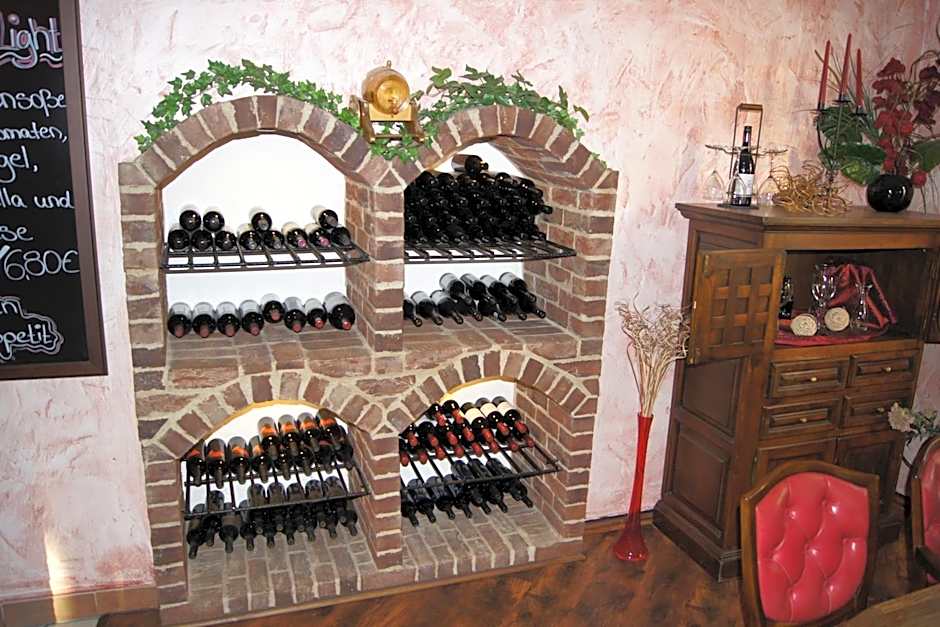 Hotel "Drei Rosen" OHG Regina & Hans - Peter Faßbinder