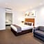 Belmercer Motel
