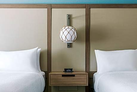 Suite, 2 Queen, Sofa bed