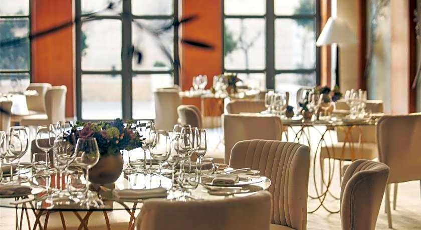 Four Seasons Hotel Amman