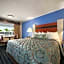 Days Inn by Wyndham West Yarmouth/Hyannis Cape Cod Area