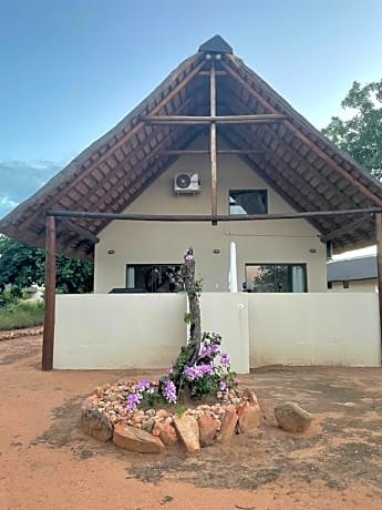 Thula Private Lodge