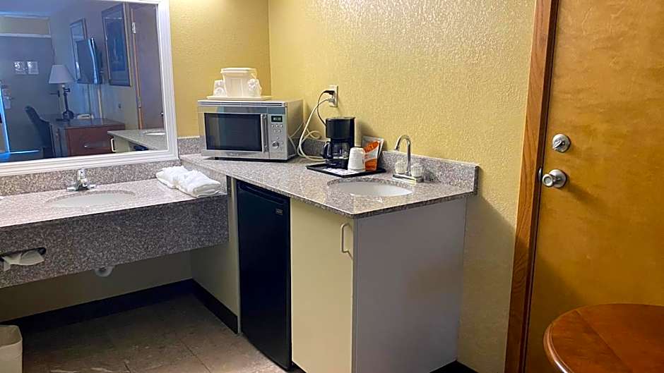 Ramada by Wyndham Rome - Verona