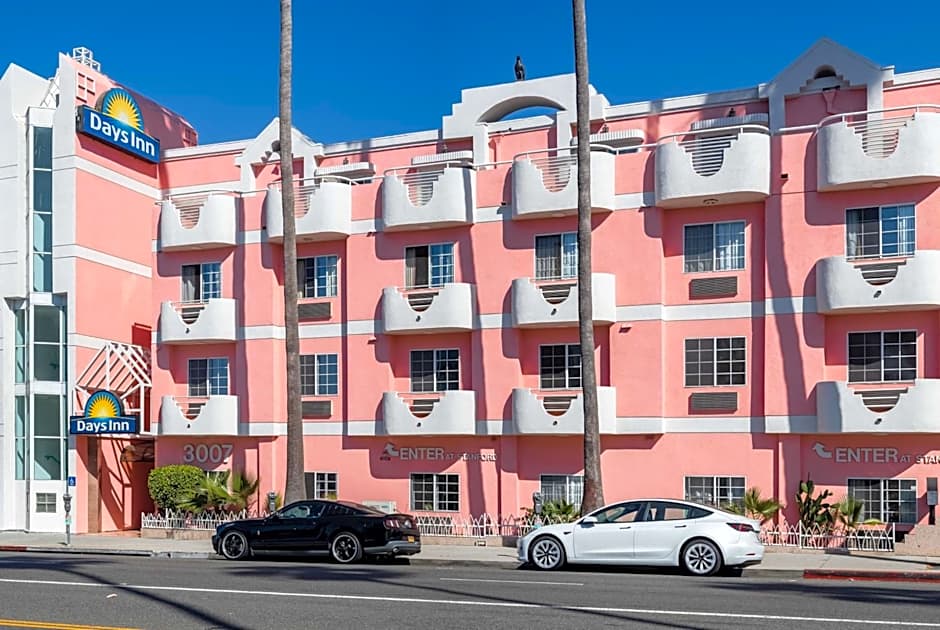 Days Inn by Wyndham Santa Monica