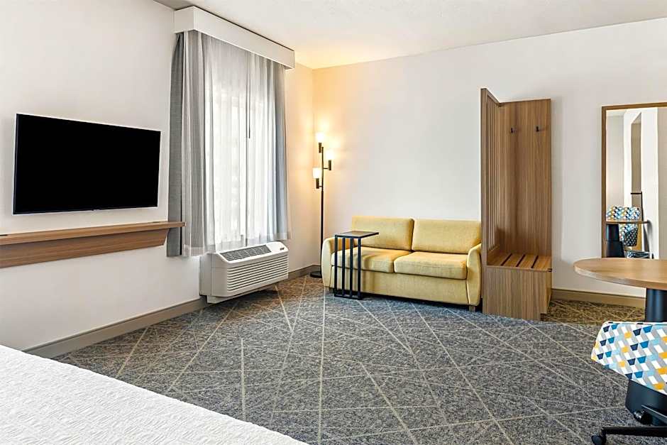 Hampton Inn By Hilton & Suites Merced