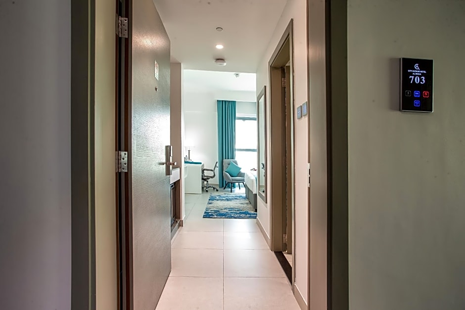 City Avenue Al Reqqa Hotel