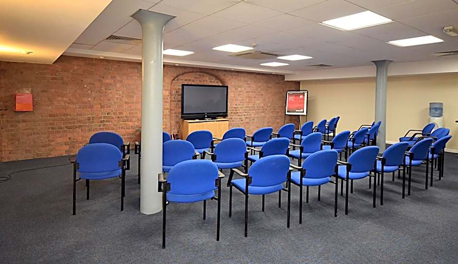 Holiday Inn Express Liverpool-Albert Dock By IHG