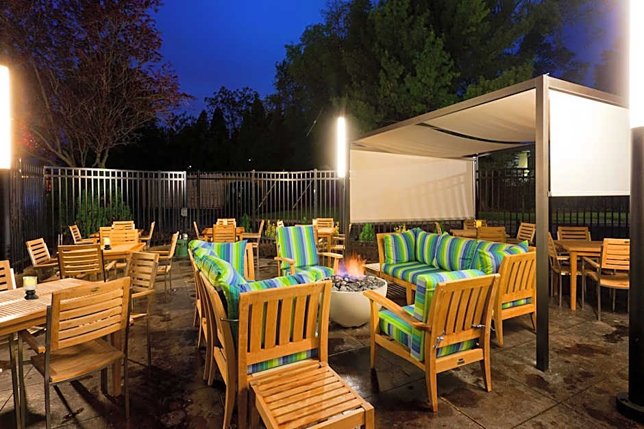 Holiday Inn Clark - Newark By IHG