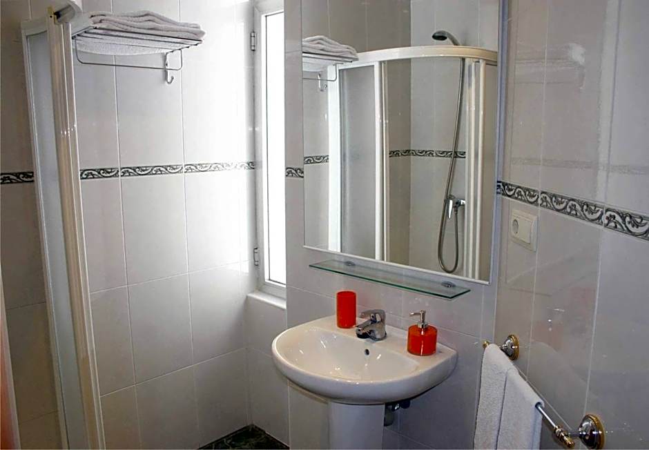 Hostal Hispanico I
