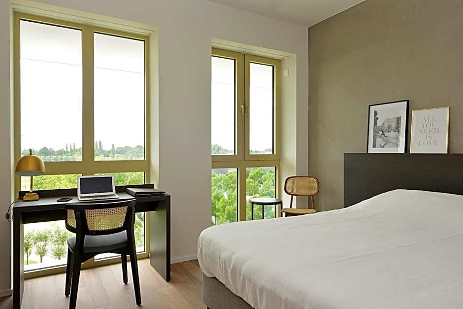 Foto 1 di 5 di Standard 1 King Bed
