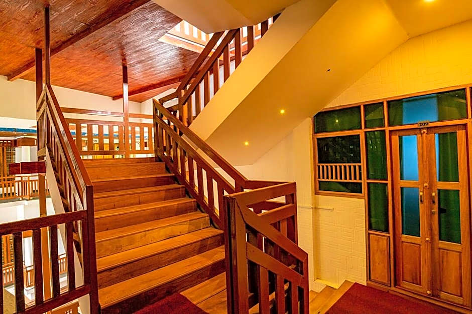 At Wood Resort Munnar