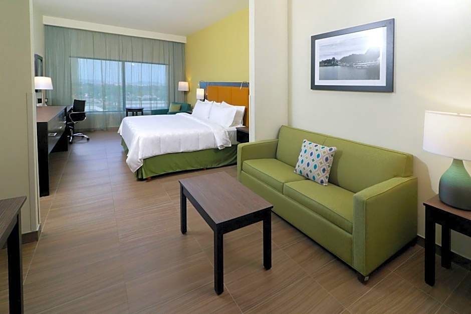 Photo 1 of 5 of 1 King Bed Suite