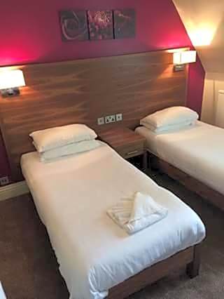 Wheatlands Lodge Hotel