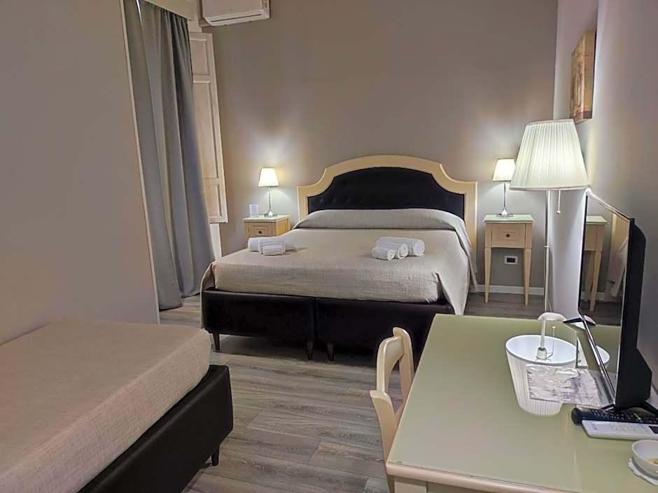 La Collegiata Guest House