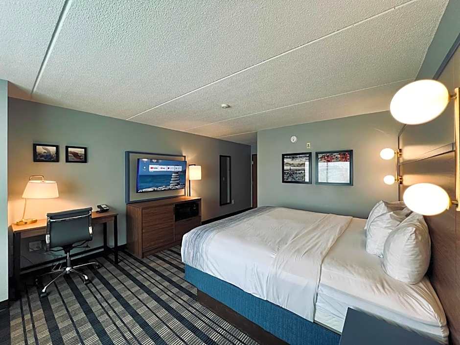 AmericInn by Wyndham Beaver Dam