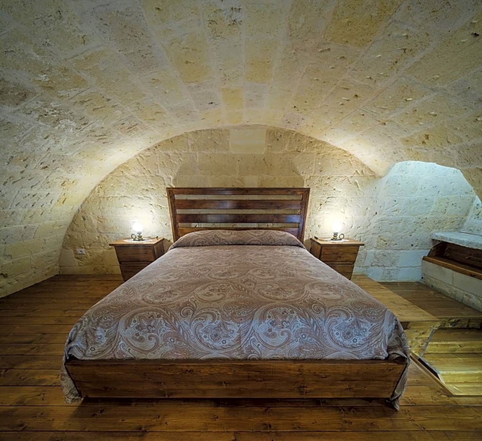 ROBERTO's Guest House