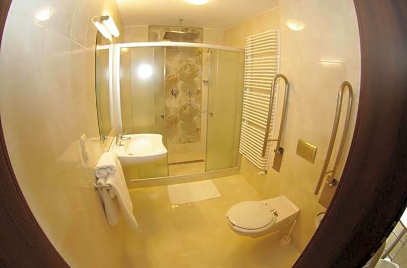 Hotel Pod Złotą Koroną