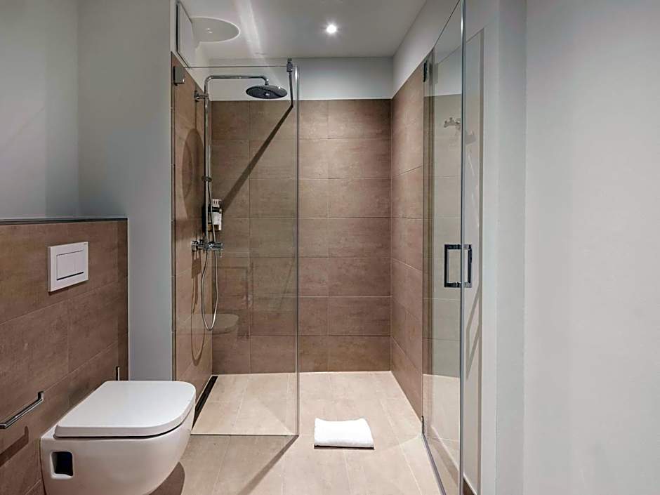 Numa Düsseldorf Leo